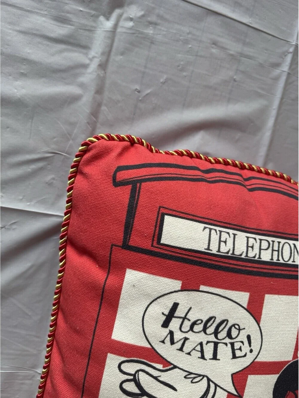 Disney Epcot Mickey Minnie Red Phone Booth United Kingdom Pillow